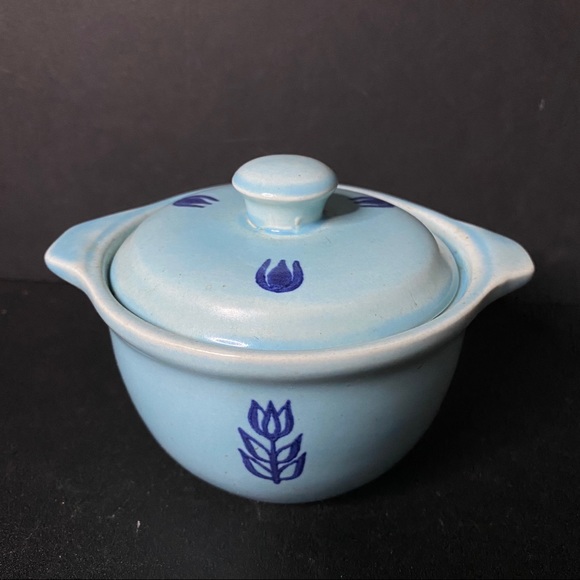 Cronin Pottery Other - Vtg Cronin Pottery Bake Oven Casserole DIsh 1950's